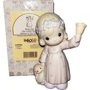 PRECIOUS MOMENT figurine 529966 Ring Out the Good News bell girl nativity box